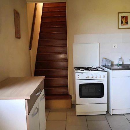 Petit gîte ou chambre d'hôtes 2/4 personnes Buffieres Exterior foto